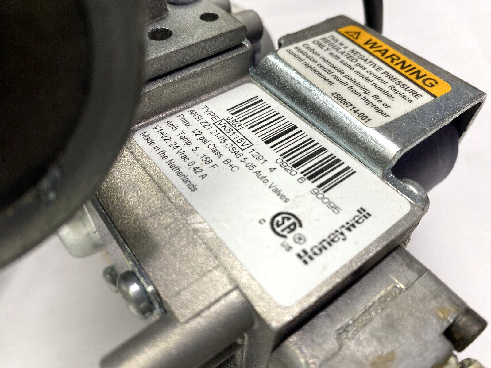 Trinity Ti150 Gas Boiler Burner w/ Inducer Motor w/ Honeywell VK8115F, VK8115V - Maverick Industrial Sales