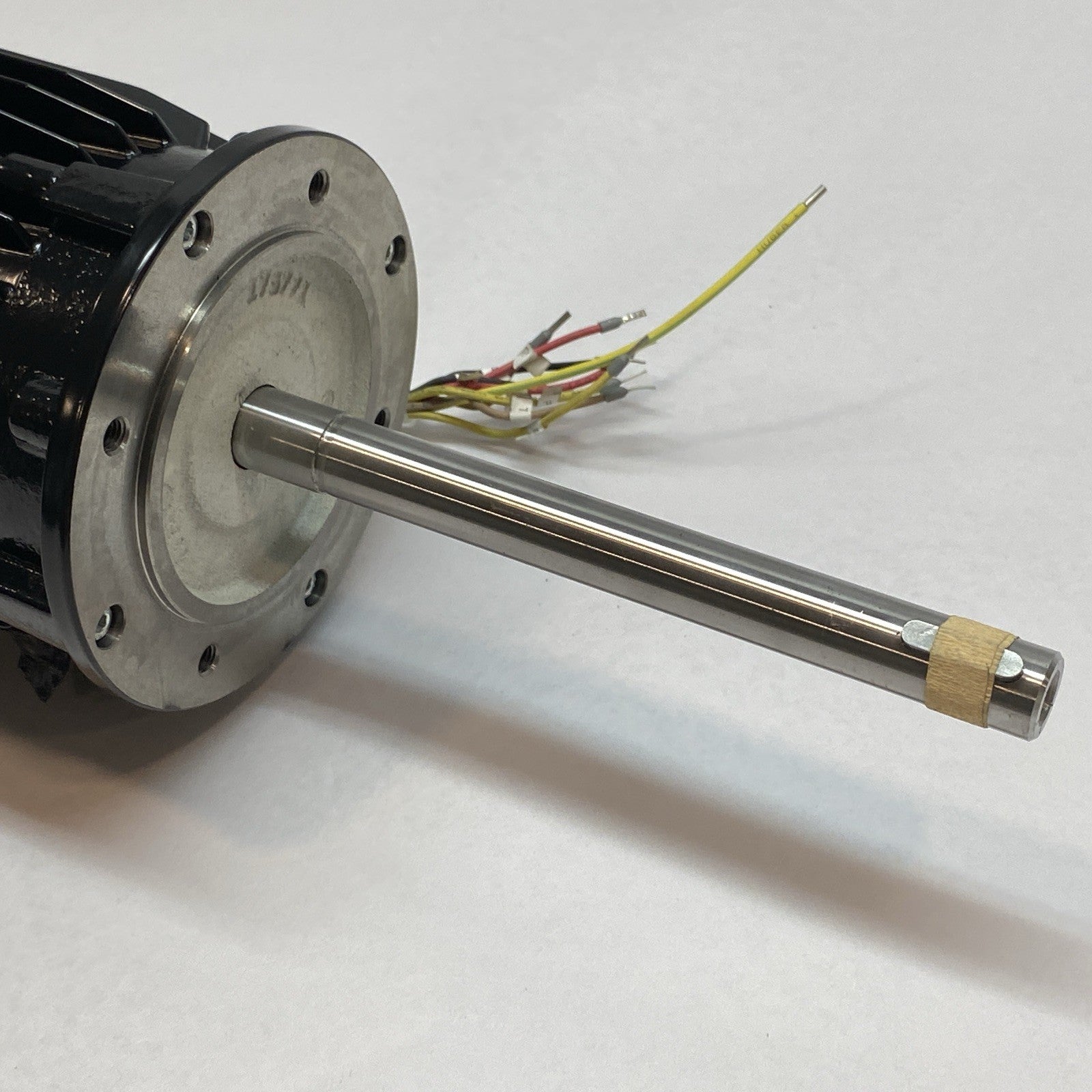 Emod 8873681 Motor Type IE2 71L/2O, 0.84 HP, 3415 RPM, 2.53/1.46A, 230/400V - New – Open box - Maverick Industrial Sales