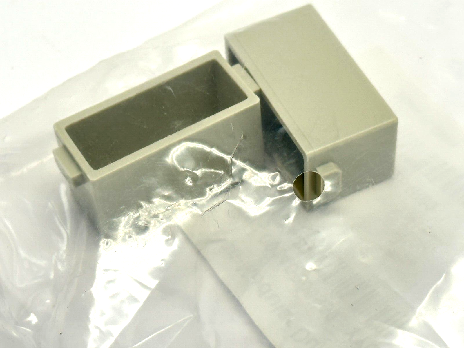 Harting 09 14 000 9950 Han Dummy Module KNBN LOT OF 2 - Maverick Industrial Sales