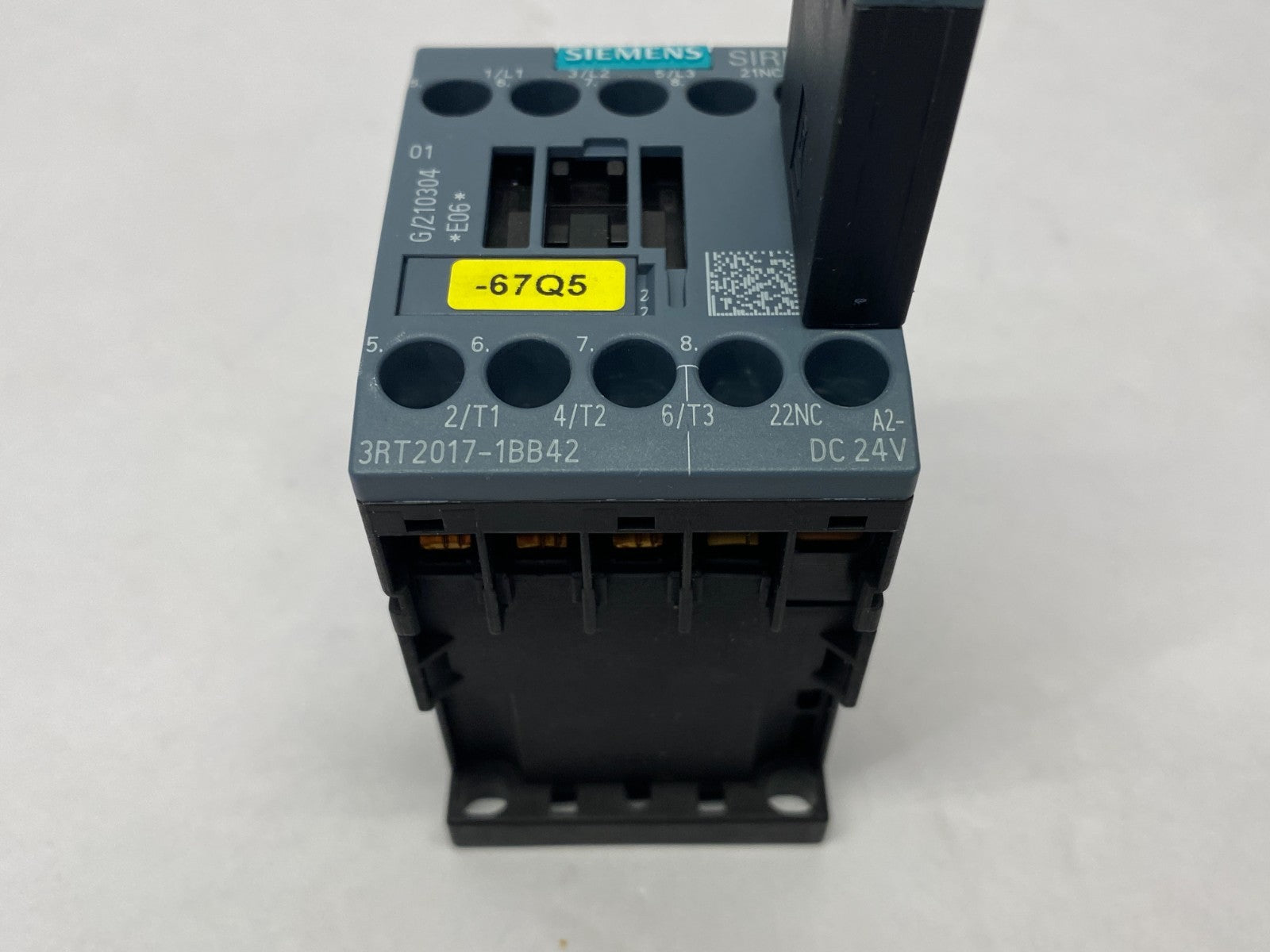 Siemens 3RT2017-1BB42 SIRIUS Power Contactor 3-Pole 12A 400V w/ 3RT2916-1BB00 - Maverick Industrial Sales