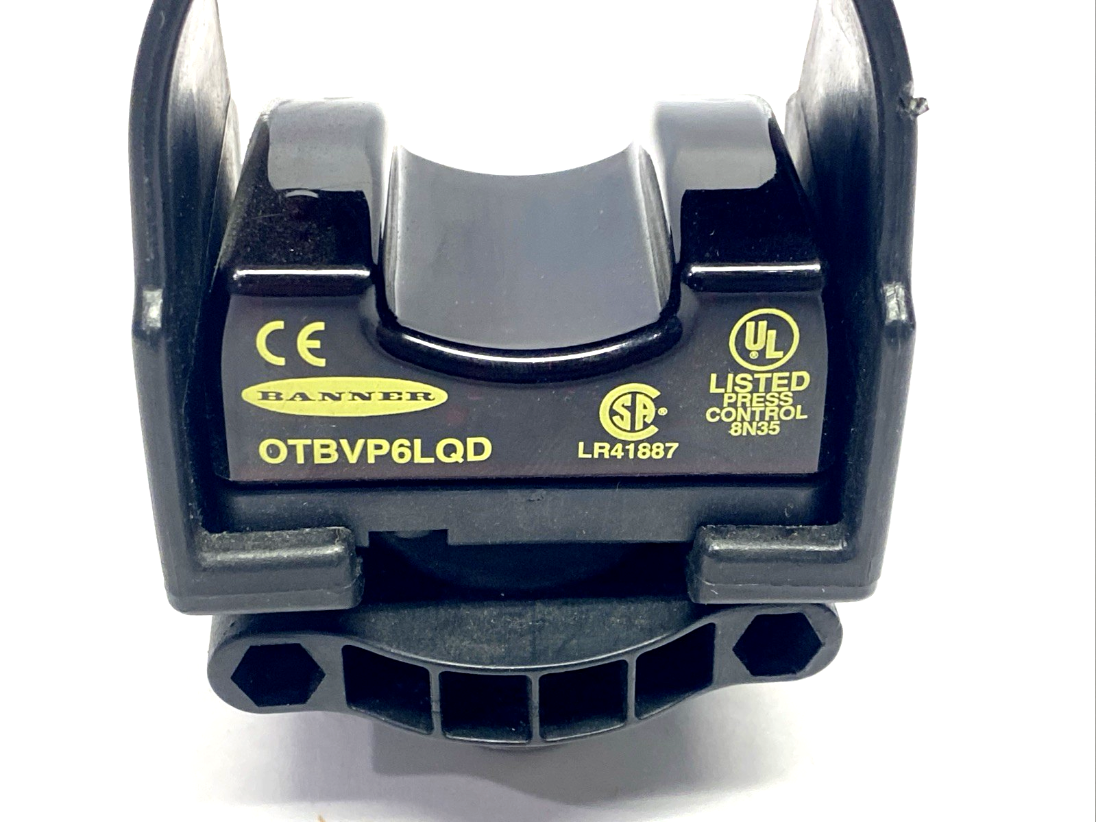 OTBVP6LQD | Banner Momentary Optical Touch Button w/ Cover & Bracket 34997 - Used - Maverick Industrial Sales