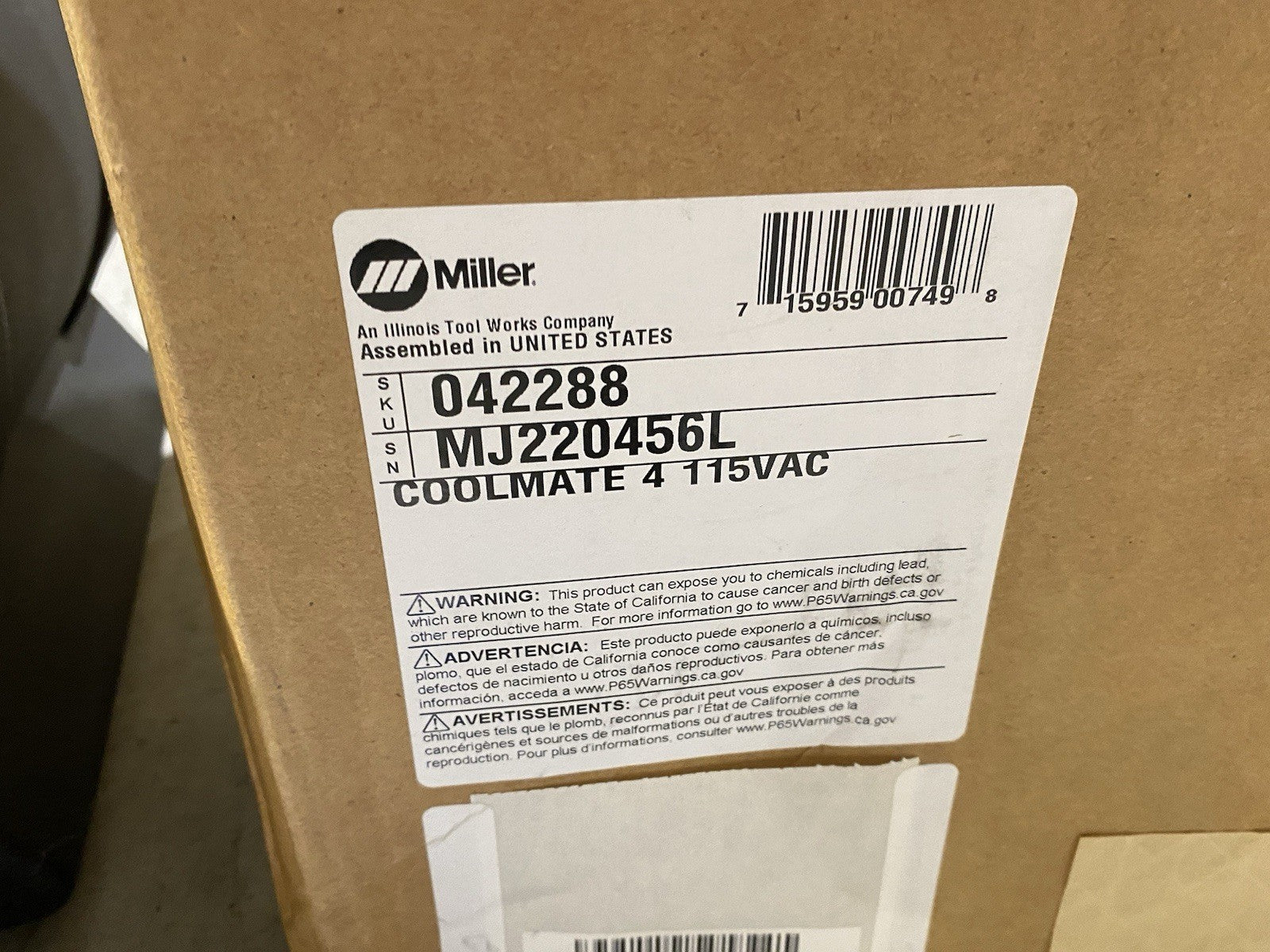 042288 | Miller Coolmate™ 4 Water Coolant System 115 V for Water Cooled Torches - New – Open box - Maverick Industrial Sales