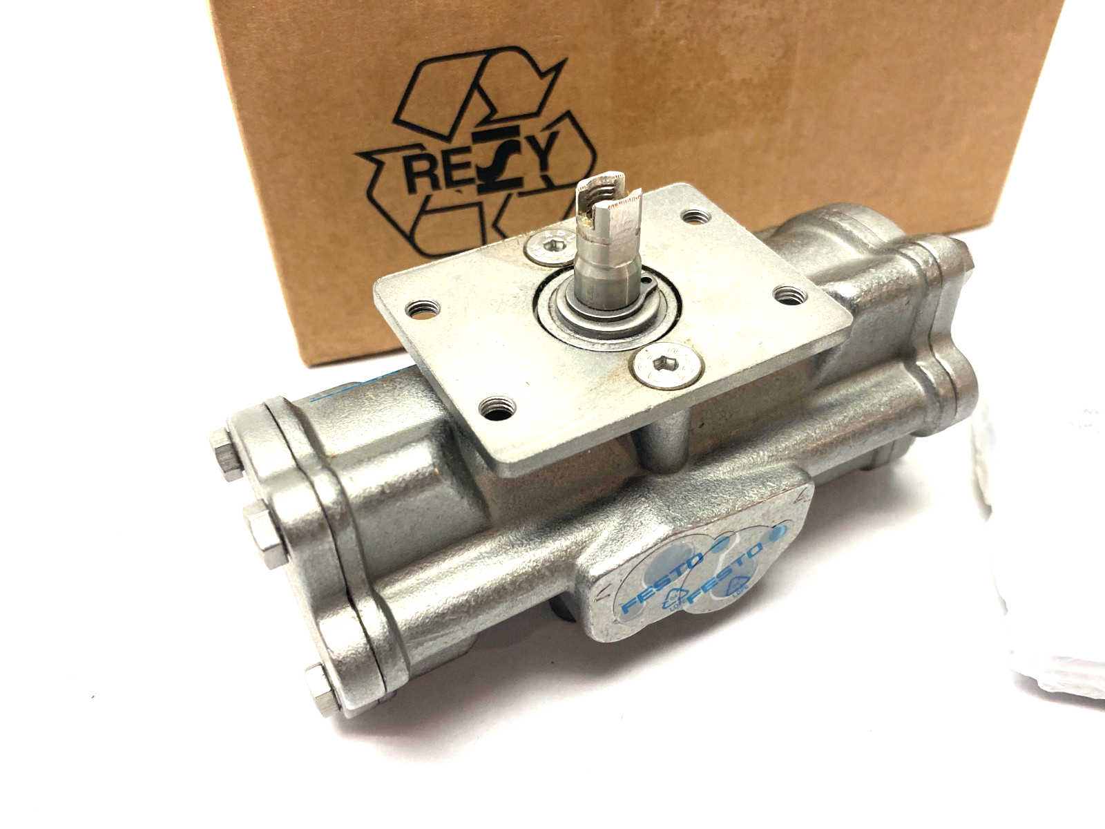 Festo DAPS-0015-090-R-F03-CR Quarter Turn Actuator 552869 - Maverick Industrial Sales