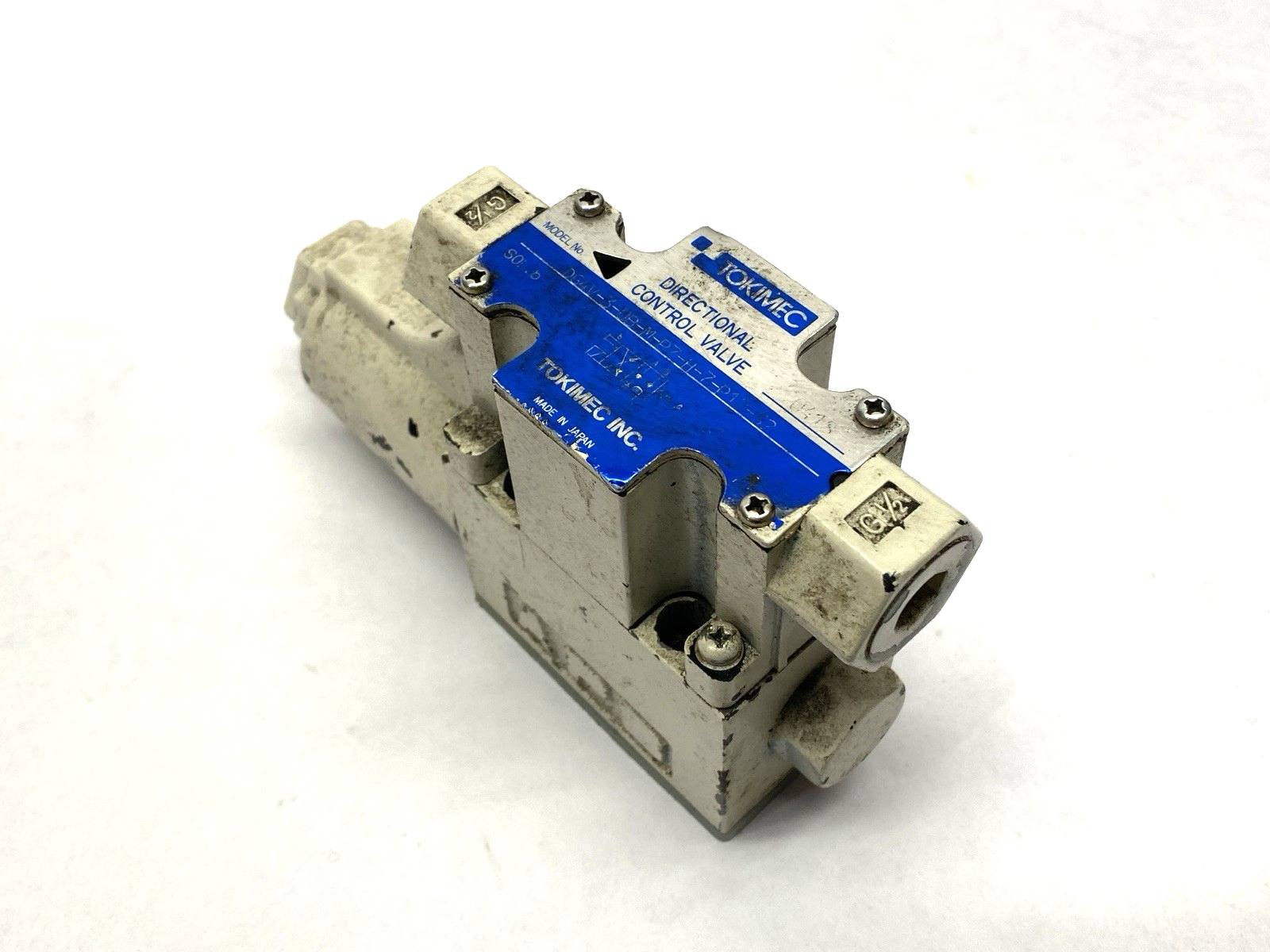 Tokimec DG4V-3-0B-M-P7-H-7-P12-52 Solenoid Directional Control Valve 1/2" Ports - Maverick Industrial Sales
