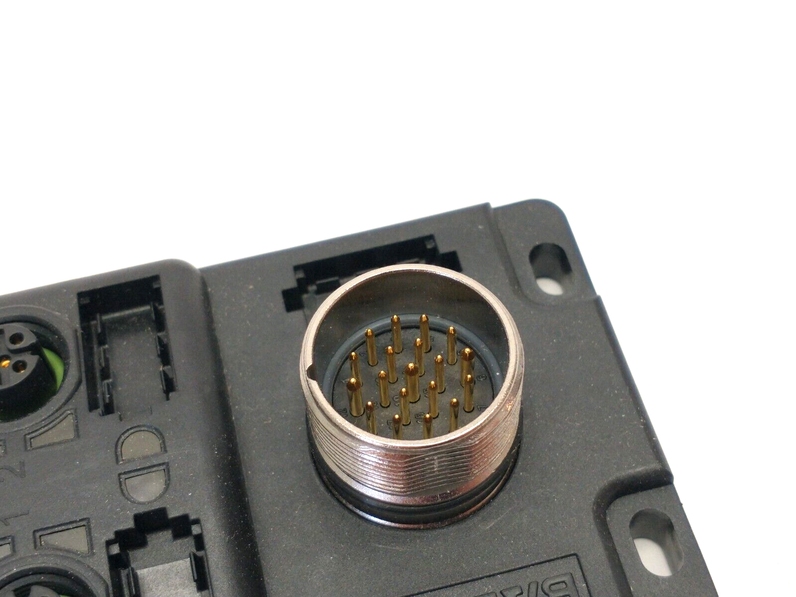 Balluff BPI008T Junction Block 8 M12 5-Pin M23 19-Pin BPI 8M4A5P-2K-B0-SM6LT - Maverick Industrial Sales