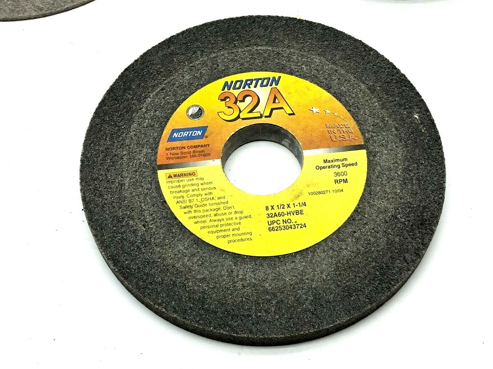 Norton 32A60-HBVE Grinding Wheels 1-1/4" Bore 3600 RPM LOT OF 5 - Maverick Industrial Sales