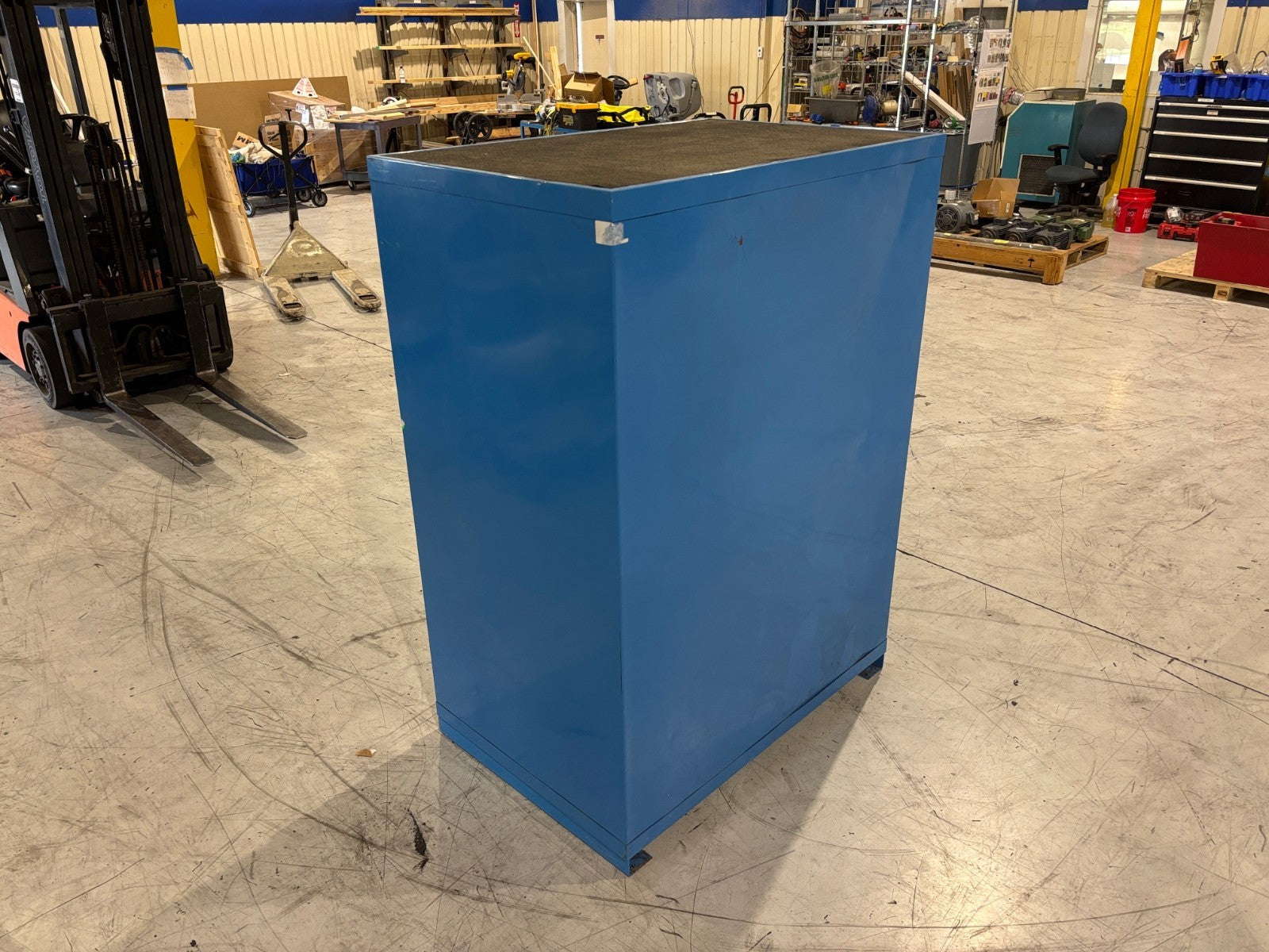 Bott Kennedy Commercial 11-Drawer Tool Parts Cabinet, Heavy Duty 44"x29.5"x61.5" - Maverick Industrial Sales