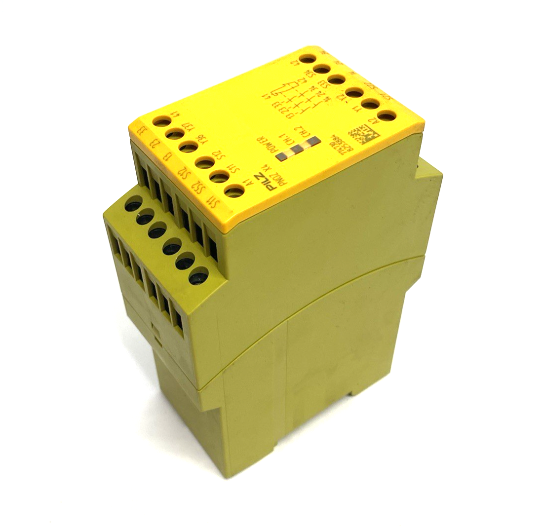 774730,PNOZ X4 24VDC 3n/o 1n/c | Pilz 774730 Standalone Safety Relay 1 or 2 Channel, PNOZ X4 24VDC 3n/o 1n/c - Used - Maverick Industrial Sales