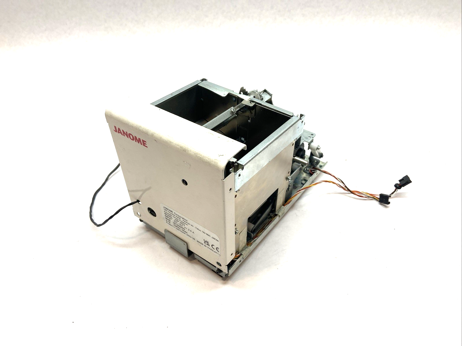 JSP-R23 | Janome Automatic Screw Feeder Presenter JSP-R Series NO SHELL - For parts or not working - Maverick Industrial Sales