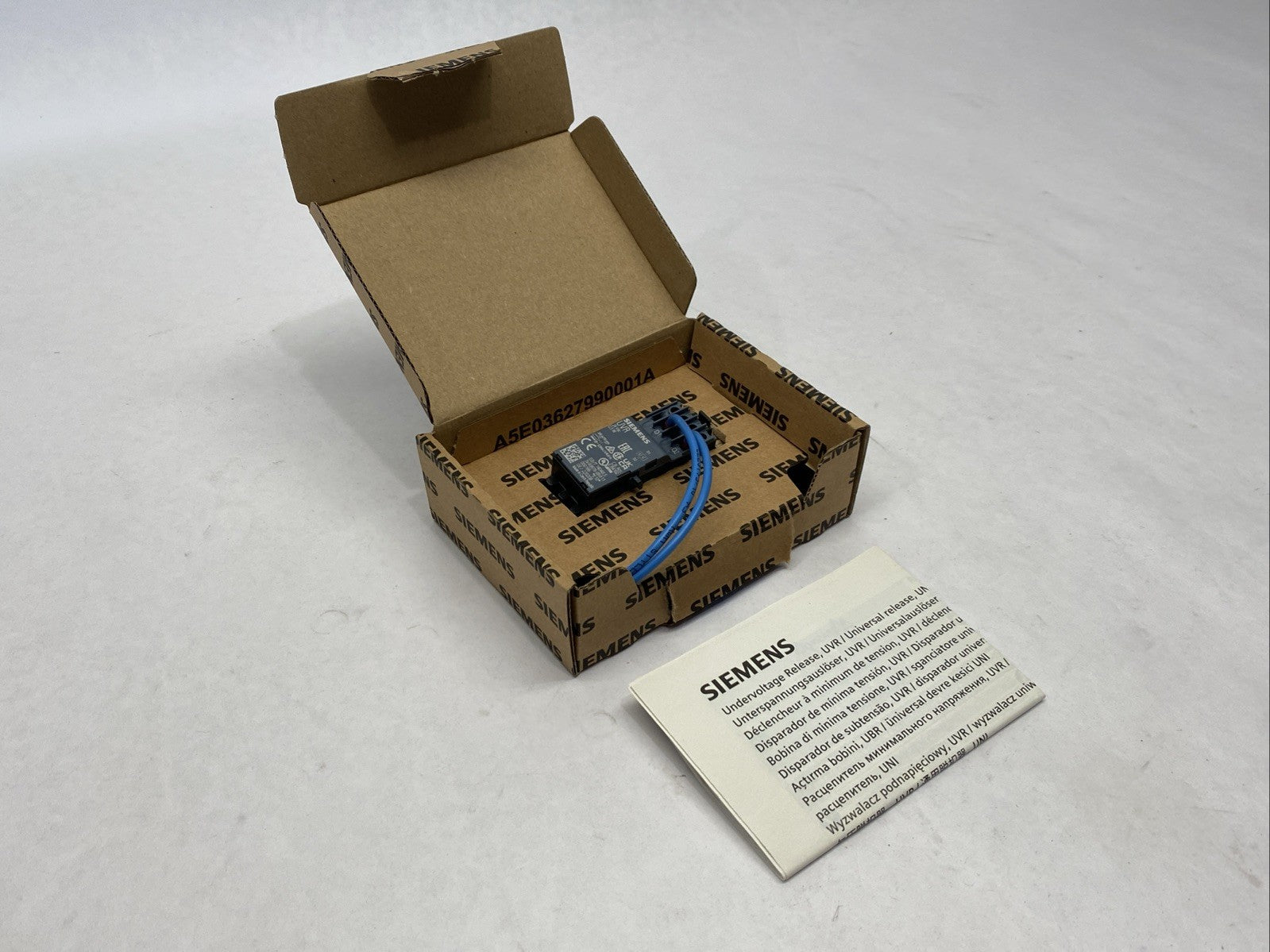 Siemens 3VA9978-0BB11 Circuit Breaker Under Voltage Release 24VDC - Maverick Industrial Sales