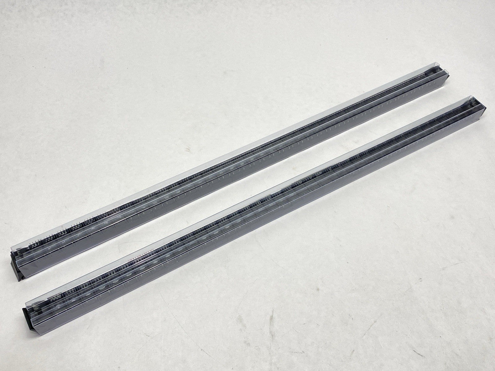 RCD-24-0.30/VREF | Recom Power LED Driver CC BUCK 2-35V 700MA LOT OF 78 - New - Maverick Industrial Sales