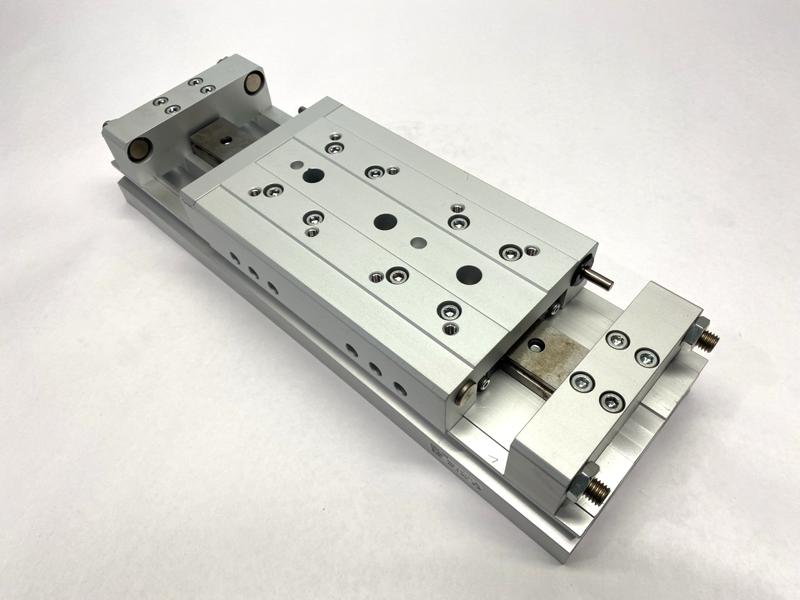 SMC MXW25-100B Pneumatic Slide Linear Guide Table 25mm Bore 100mm Stroke - Maverick Industrial Sales