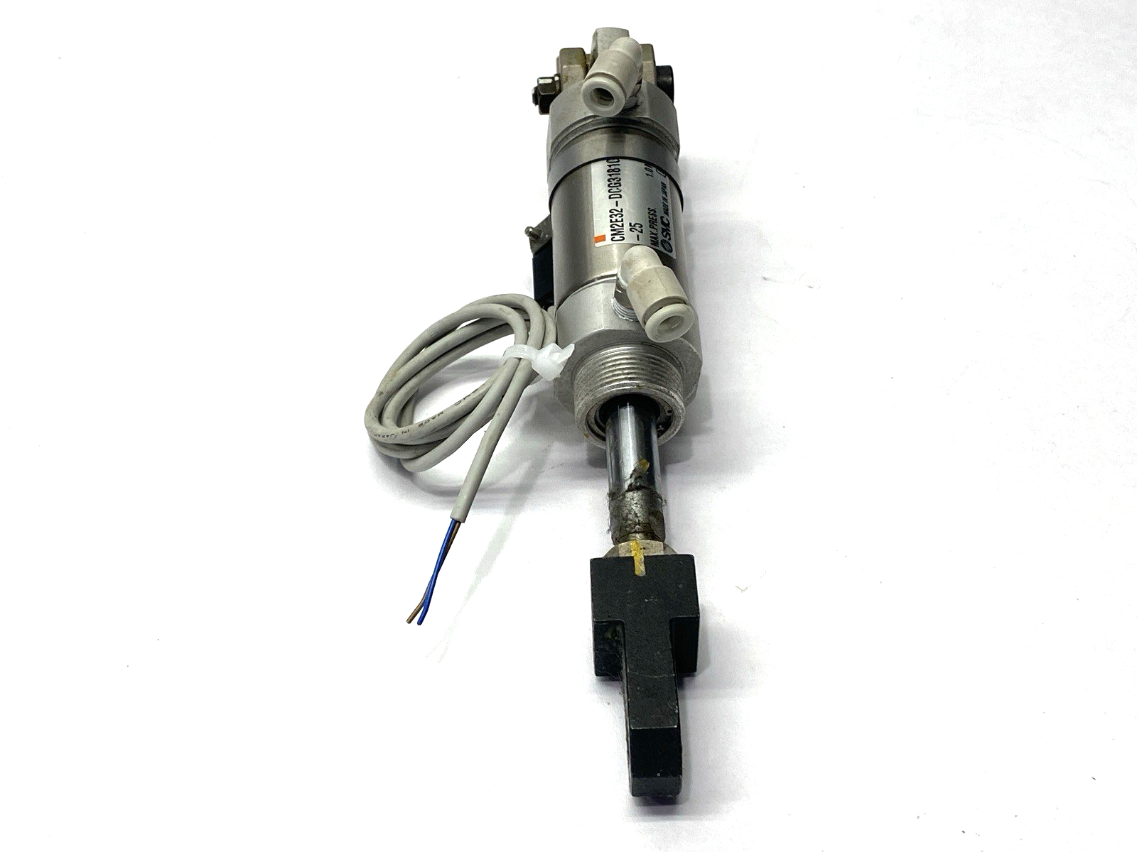SMC CM2E32-DCG3181G-25 Pneumatic Cylinder Double Acting 32mm Bore 25mm Stroke - Maverick Industrial Sales