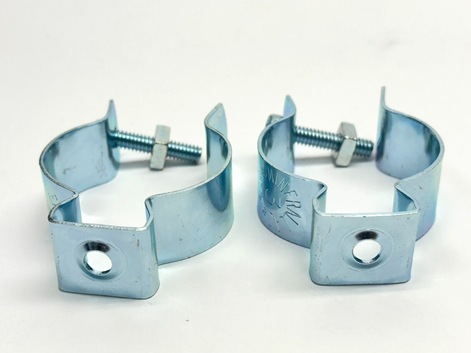 Minerallac #3 Conduit Hanger 1-1/2" EMT / 1-1/4" Rigid/IMC LOT OF 2 - Maverick Industrial Sales