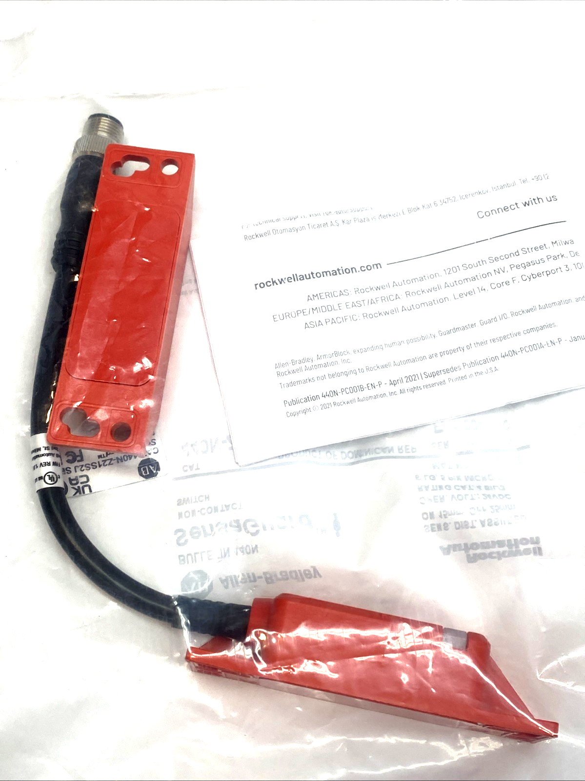 440N‑Z21SS2J | Allen Bradley SensaGuard 24V DC Non‑Contact Safety Switch - New - Maverick Industrial Sales