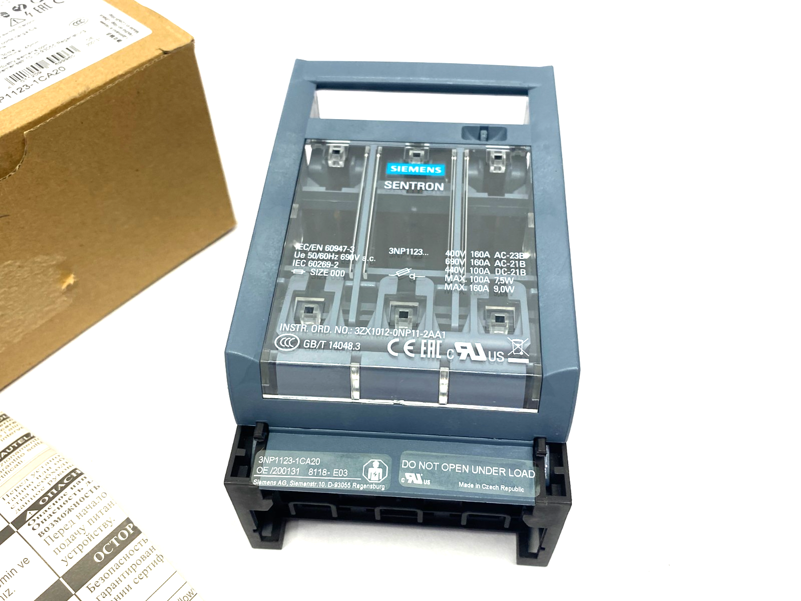 Siemens 3NP1123-1CA20 SENTRON Fusible Disconnect Swtich 3-Pole - Maverick Industrial Sales
