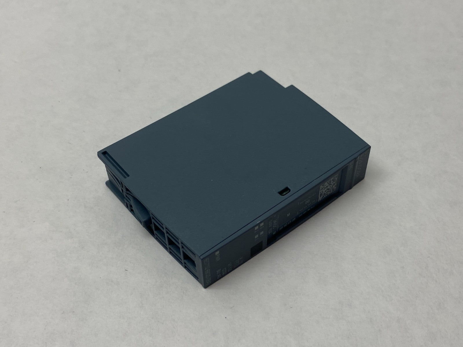 Siemens 6ES7 132-6BD20-0BA0 SIMATIC ET 200SP Digital Output Module DQ 4x24VDC/2A - Maverick Industrial Sales