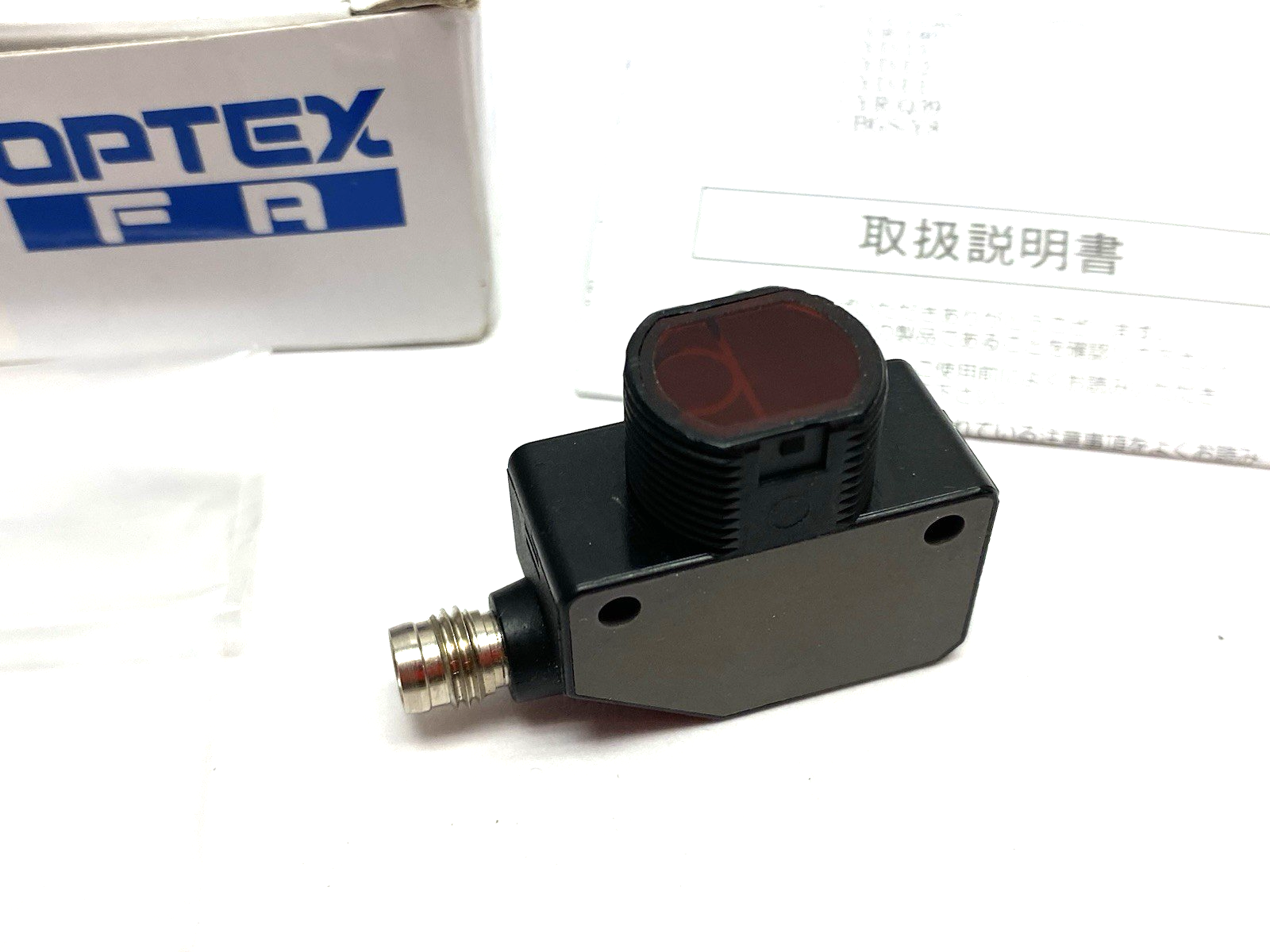 BGS-Y8CN | Optex Photoelectric Sensor, IP67 Waterproof, 30-200mm Sense Distance - New – Open box - Maverick Industrial Sales