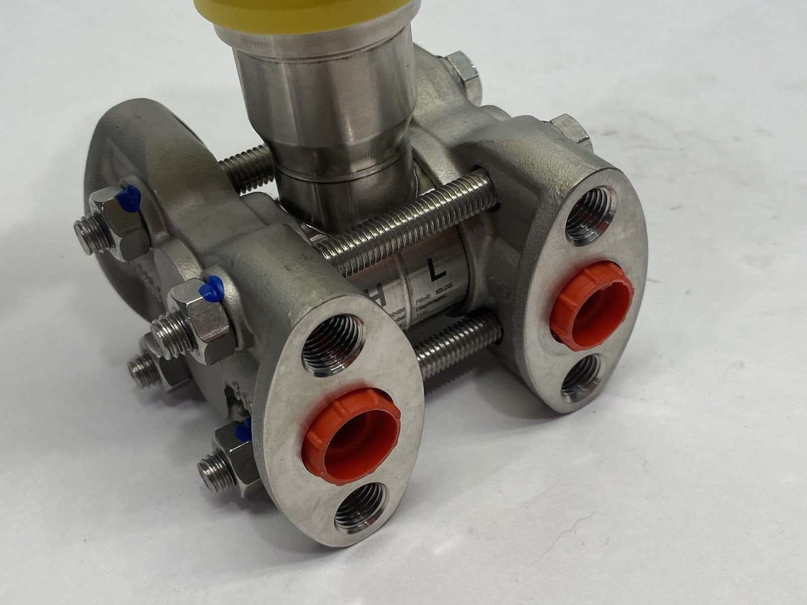 DF85.AXD1CDMZXKIMKM | VEGA VEGADIF 85 Differential Pressure Transmitter - New – Open box - Maverick Industrial Sales
