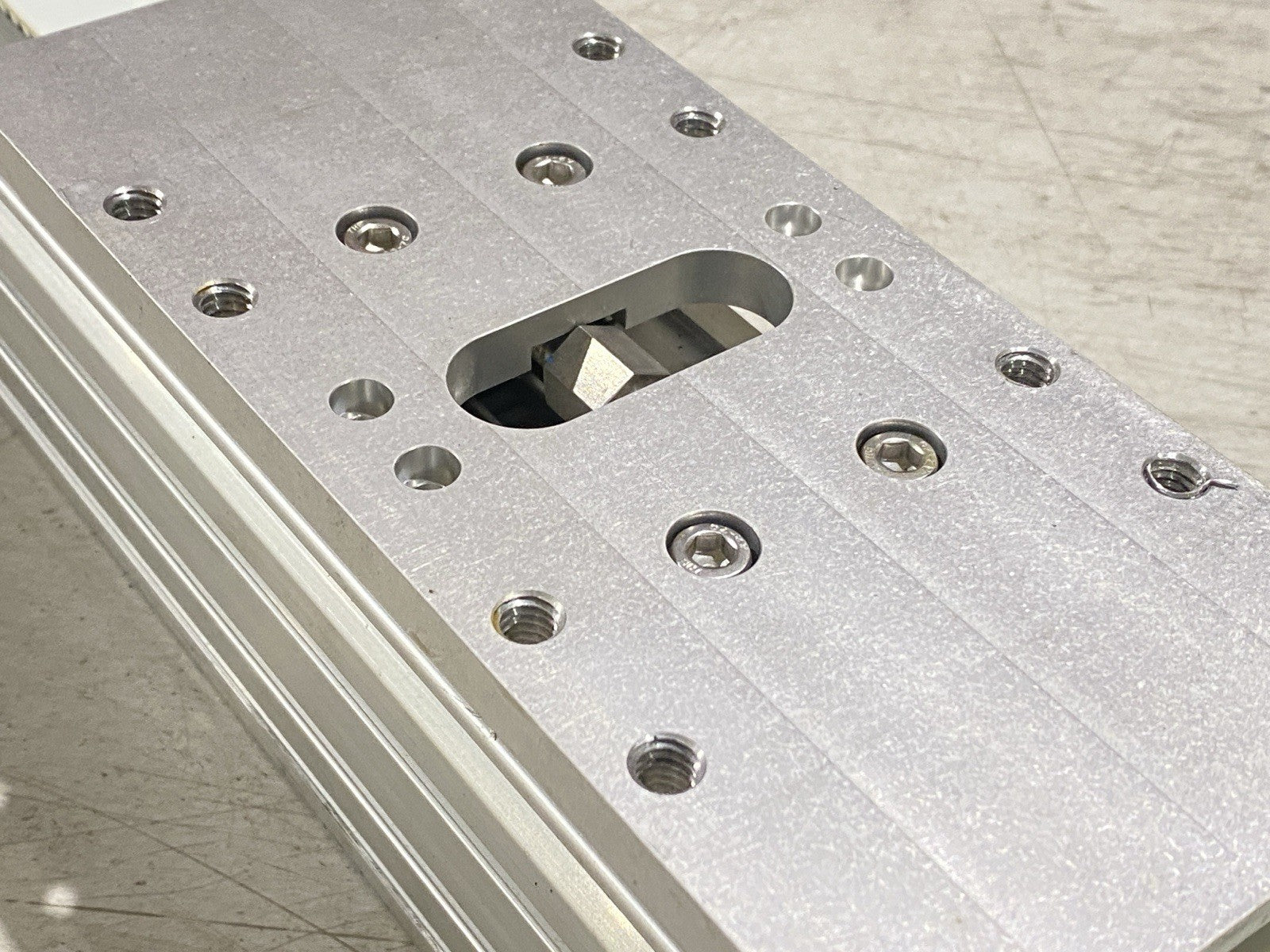 Tolomatic MXB50UBWS40SK43.000SDRYM252502 Rodless Belt Drive Actuator 43" Stroke - Maverick Industrial Sales