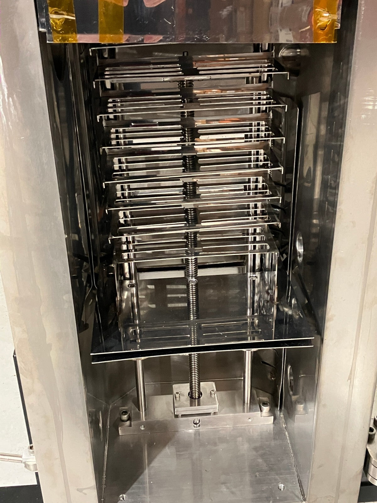 Unknown | Stainless Steel High Vacuum Chamber D-Shaped CF ConFlat Ports Cryogenic UHV - New – Open box - Maverick Industrial Sales