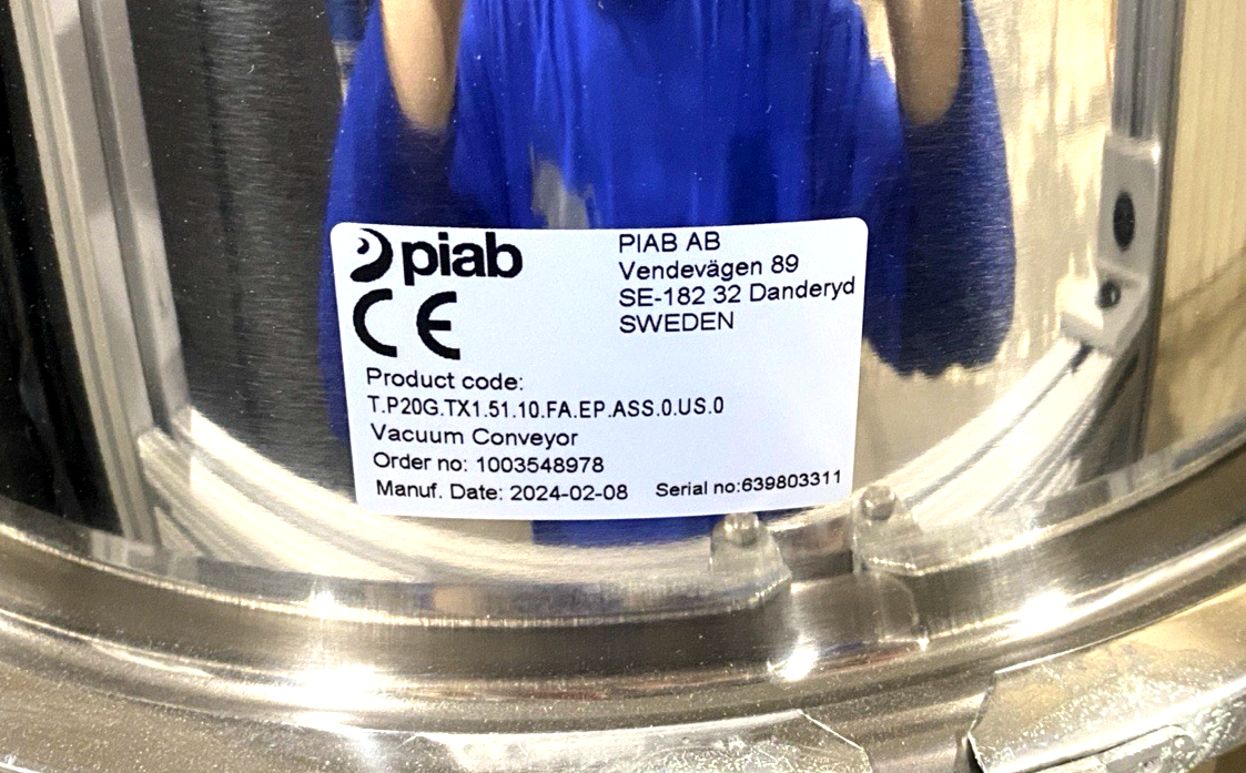 47732934