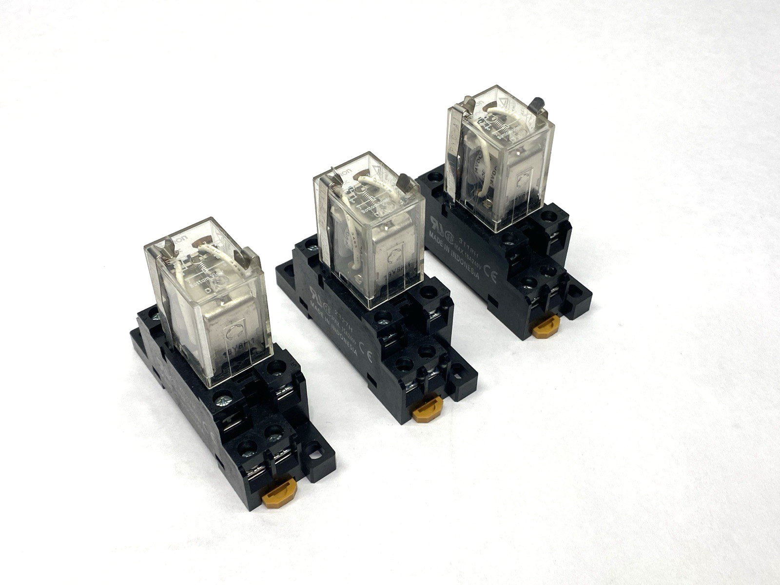 Omron LY2-DC24 Relay 24VDC 10A w/ Socket Base 240V 15A LOT OF 3 - Maverick Industrial Sales