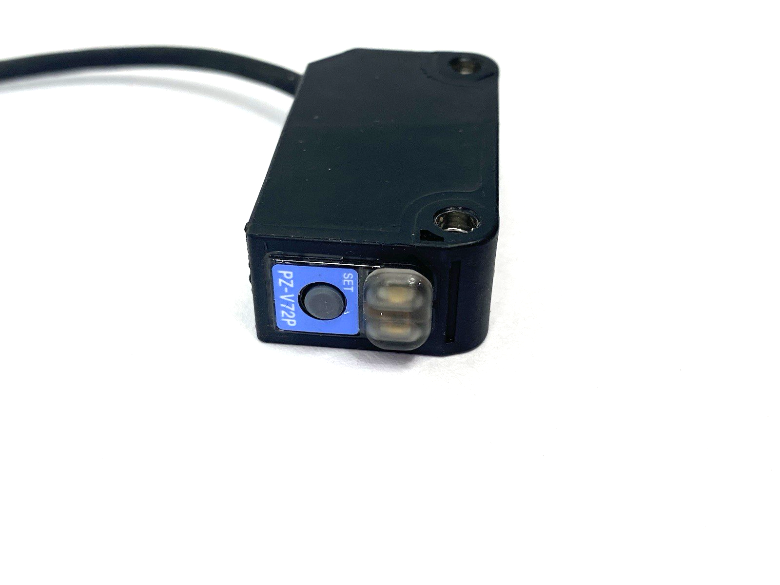 Keyence PZ-V72P Built in Amplifier Photoelectric Sensor Square Reflective M8 Con - Maverick Industrial Sales