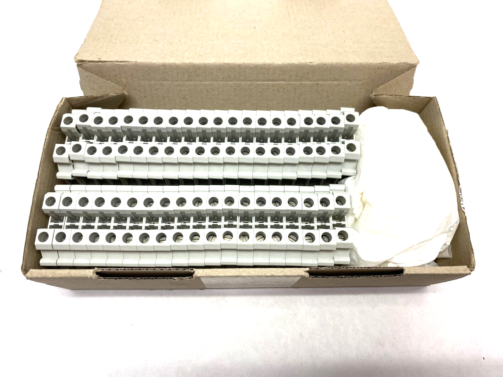 Siemens 8WH1000-0AH00 Feed-Through Terminal Block Gray 6mm BOX OF 43 - Maverick Industrial Sales