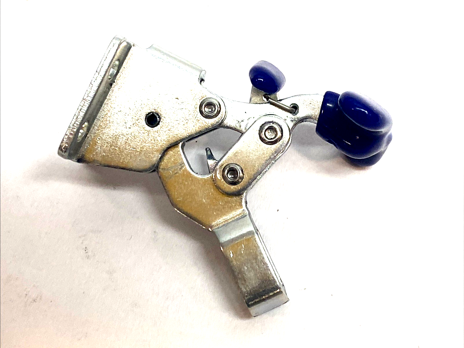 Destaco 305-UR Horizontal Hold Down Clamp - Maverick Industrial Sales