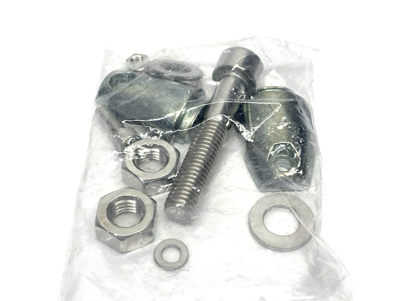 E20910 | ifm Mounting Set For Reflectors SYSTEM COMPONENT REFL BOLT - New – Open box - Maverick Industrial Sales