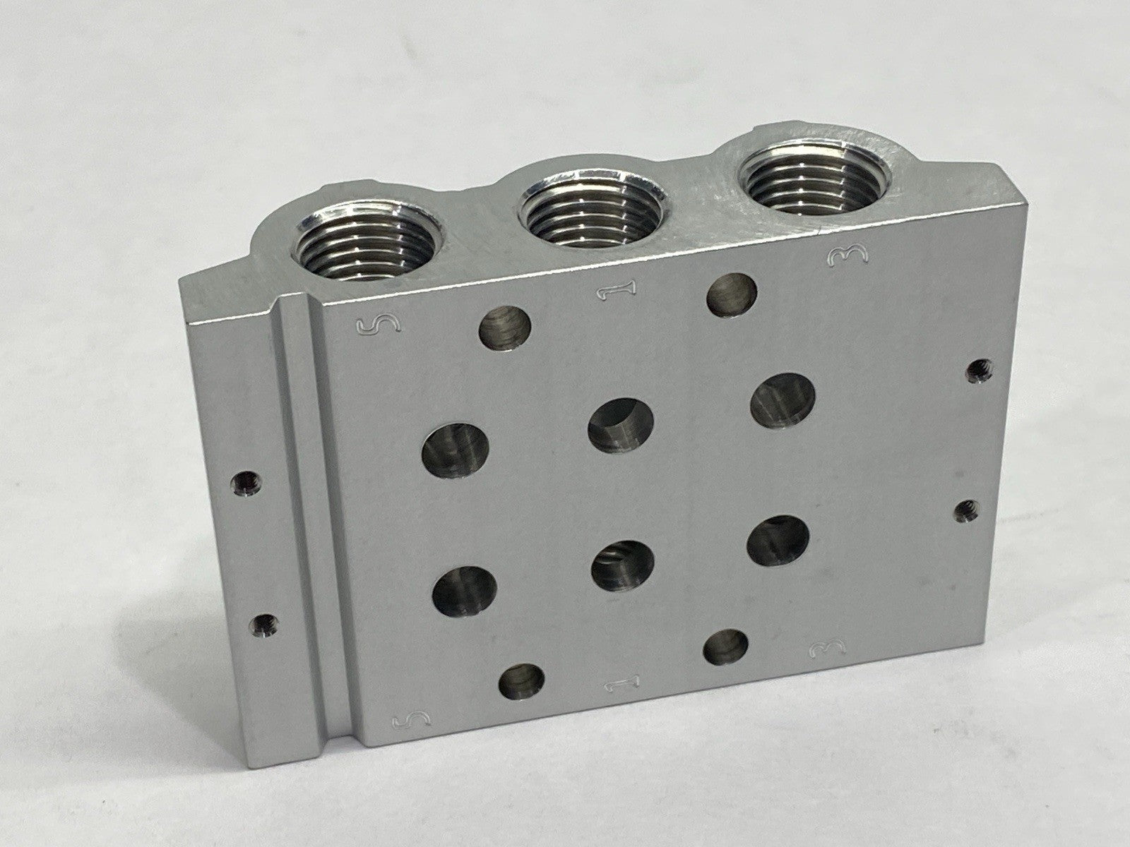 Festo VABM-L1-14S-G14-2 Manifold Rail 566618 - Maverick Industrial Sales