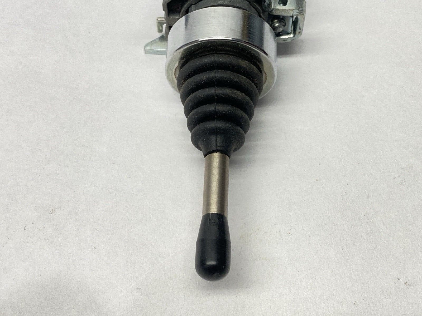 Schneider Electric XD4PA24 4-Position Joystick Controller 6HM18 - Maverick Industrial Sales