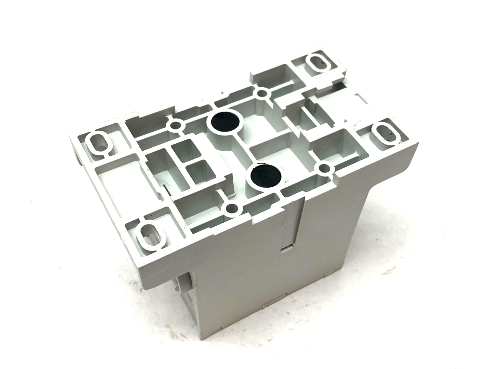 PDBFS504 | Bussmann Power Distribution Block 600V 760A - New – Open box - Maverick Industrial Sales