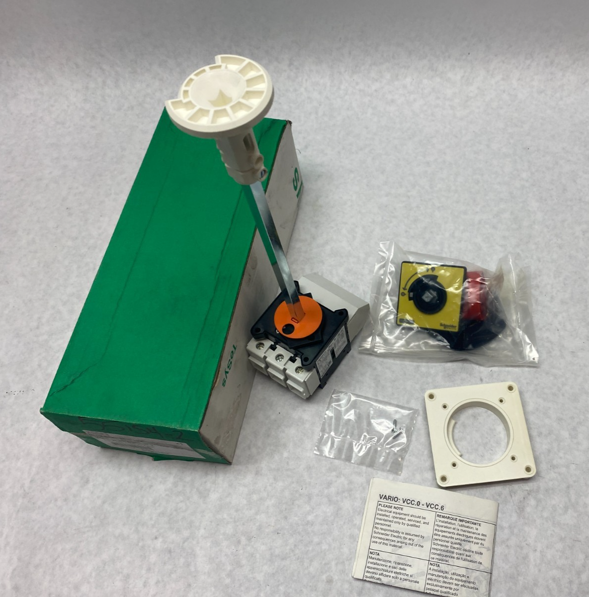 Schneider Electric VCCF3 TeSys Vario Emergency Stop Disconnect Switch 3-Pole - Maverick Industrial Sales