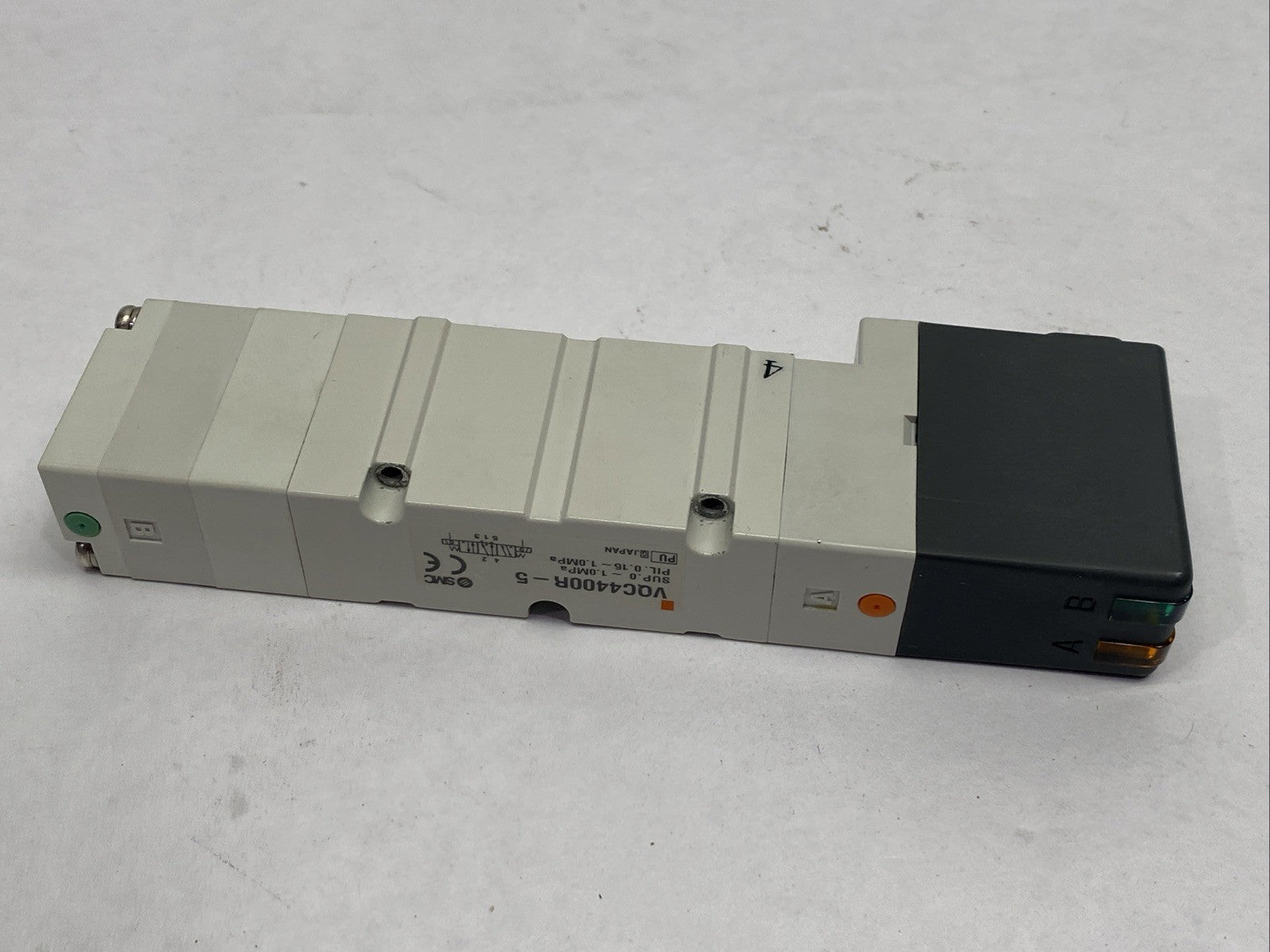 SMC VQC4400R-5 Pneumatic Manifold Solenoid Valve 5-Port - Maverick Industrial Sales