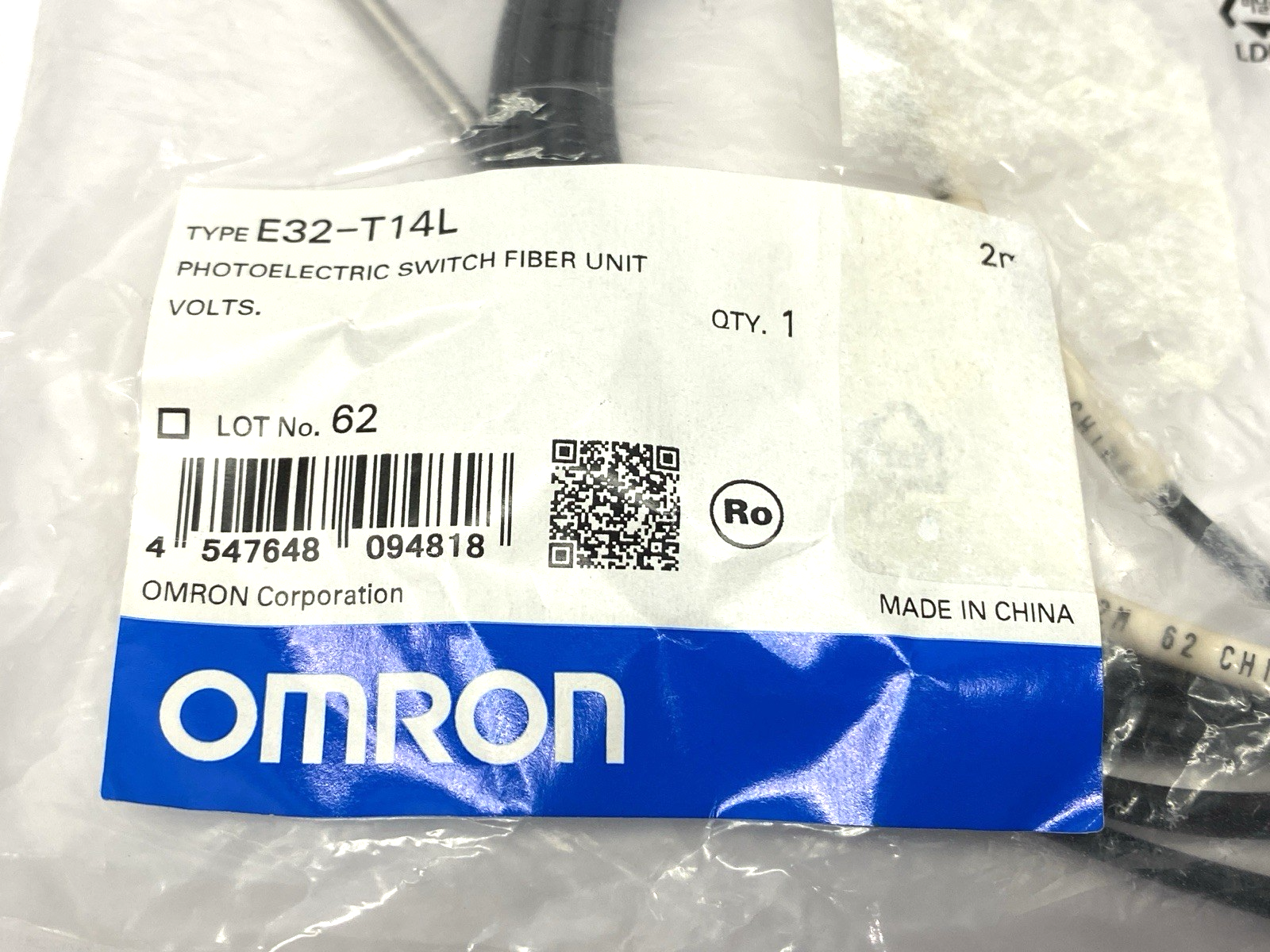 Omron E32-T14L Photoelectric Switch Fiber Unit 2m - Maverick Industrial Sales