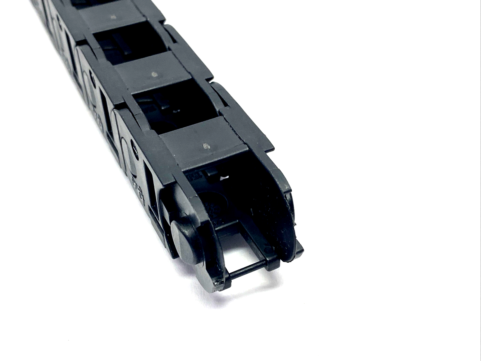 Igus 15-015-038-0 15 Series E-Chain Cable Carrier, Zip-Open, 15 Links 18.75" OAL - Maverick Industrial Sales