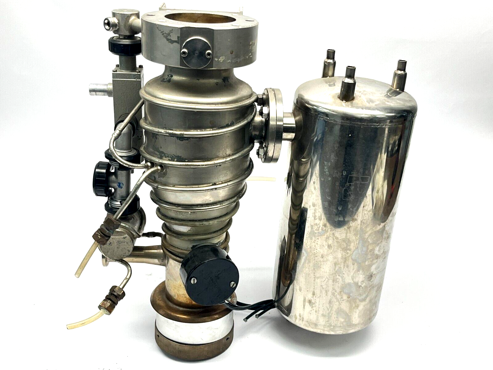 Edwards Diffstak 63 Vapour Pump 260ml Fluid Charge 220V 450W B3443297763 CR - Maverick Industrial Sales