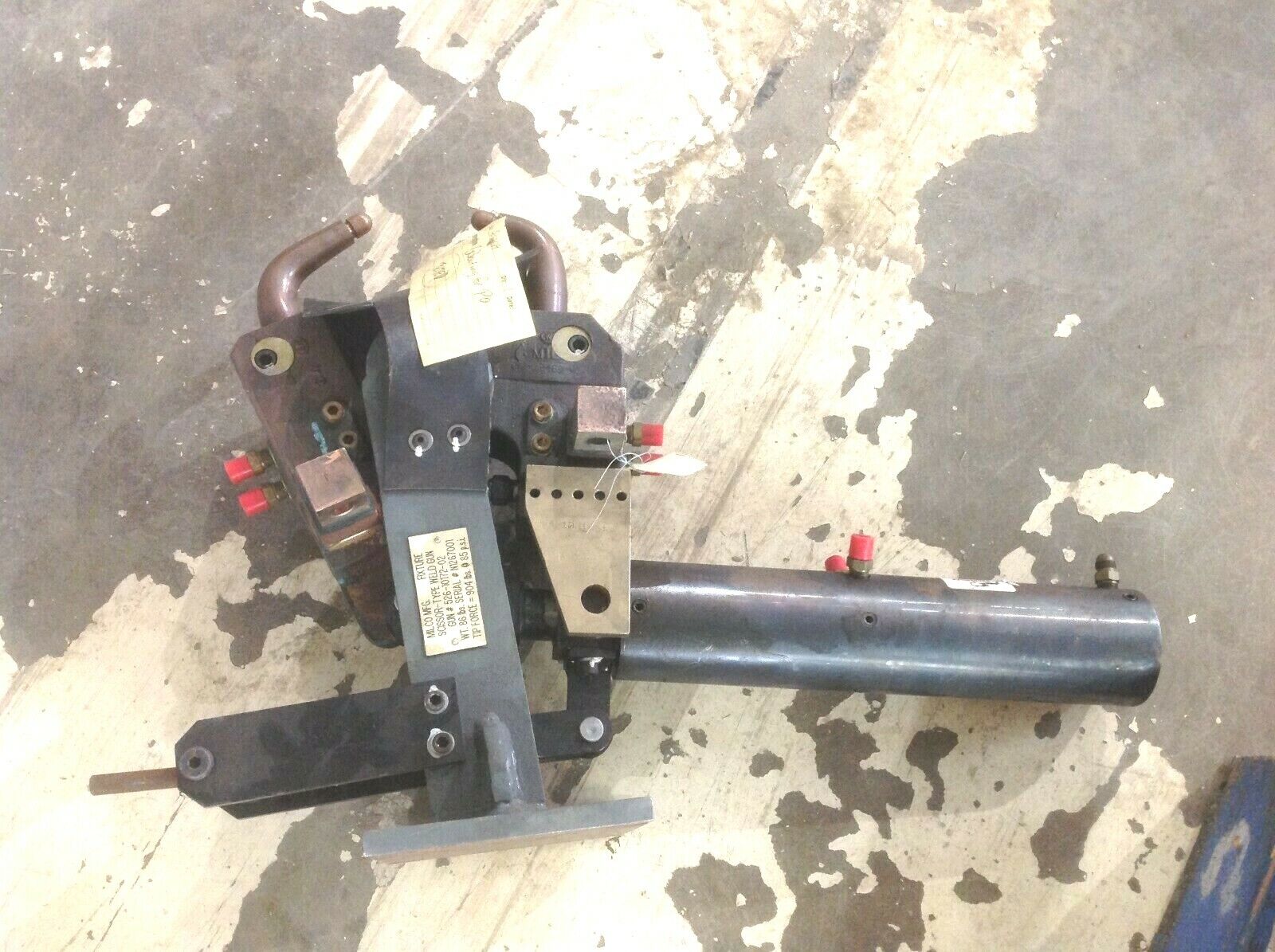 Milco MFG. 526-10172-02 Fixture Scissor Type Weld Gun 904 lbs Tip Force @ 80 psi - Maverick Industrial Sales