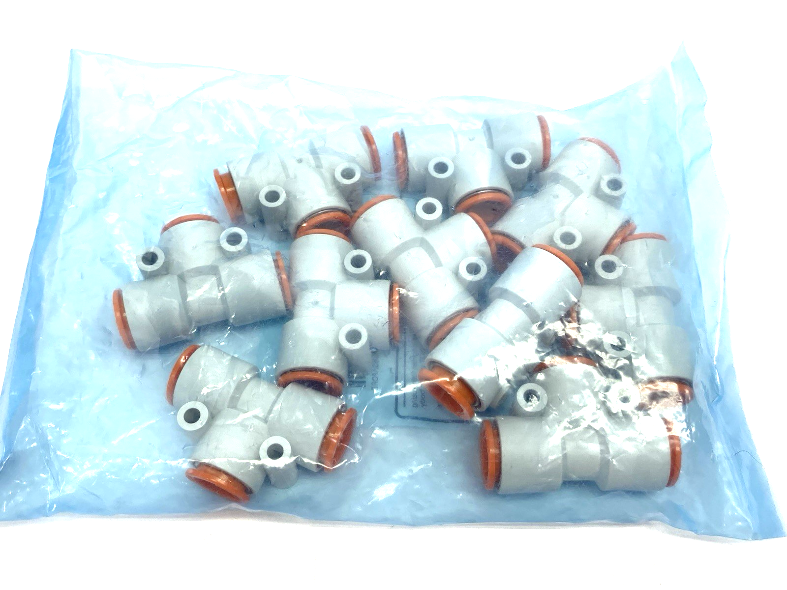 KQ2T13-00A | SMC Pneumatic One-Touch Union Tee Fitting, 1/4" Tube OD, 10-PACK - New - Maverick Industrial Sales
