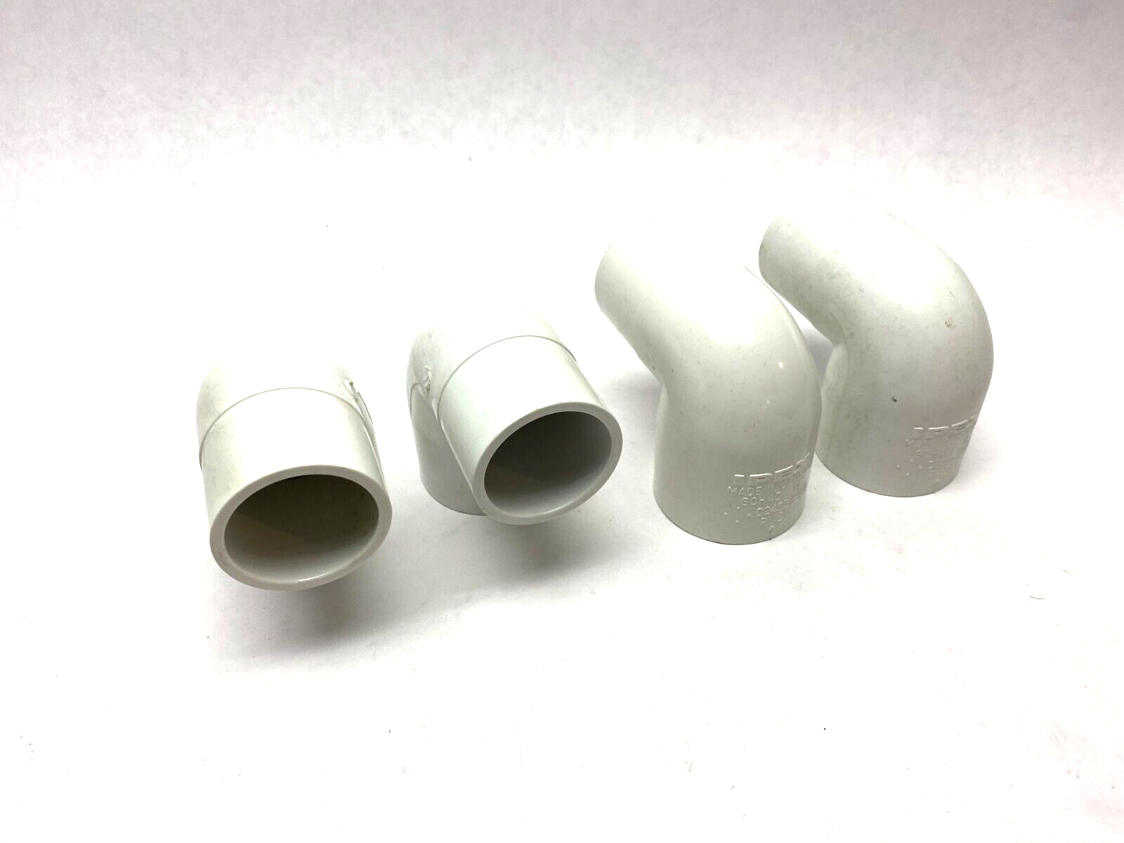 Ipex 406-251 Reducing Elbow 2" x 1-1/4" SCH 40 Socket x Socket LOT OF 4 - Maverick Industrial Sales