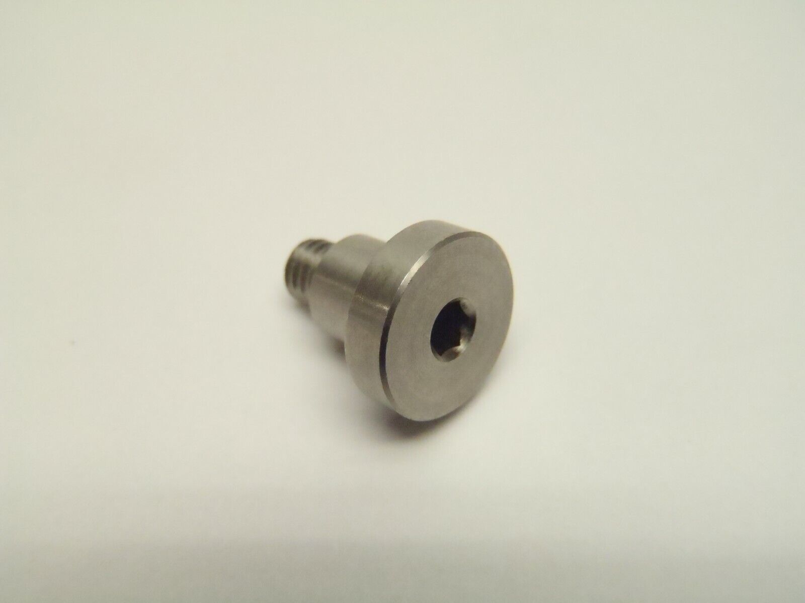 Misumi DBS4-5-4 Stepped Screws Low Head 6mm Dia x 5mm Lot of 9 - Maverick Industrial Sales