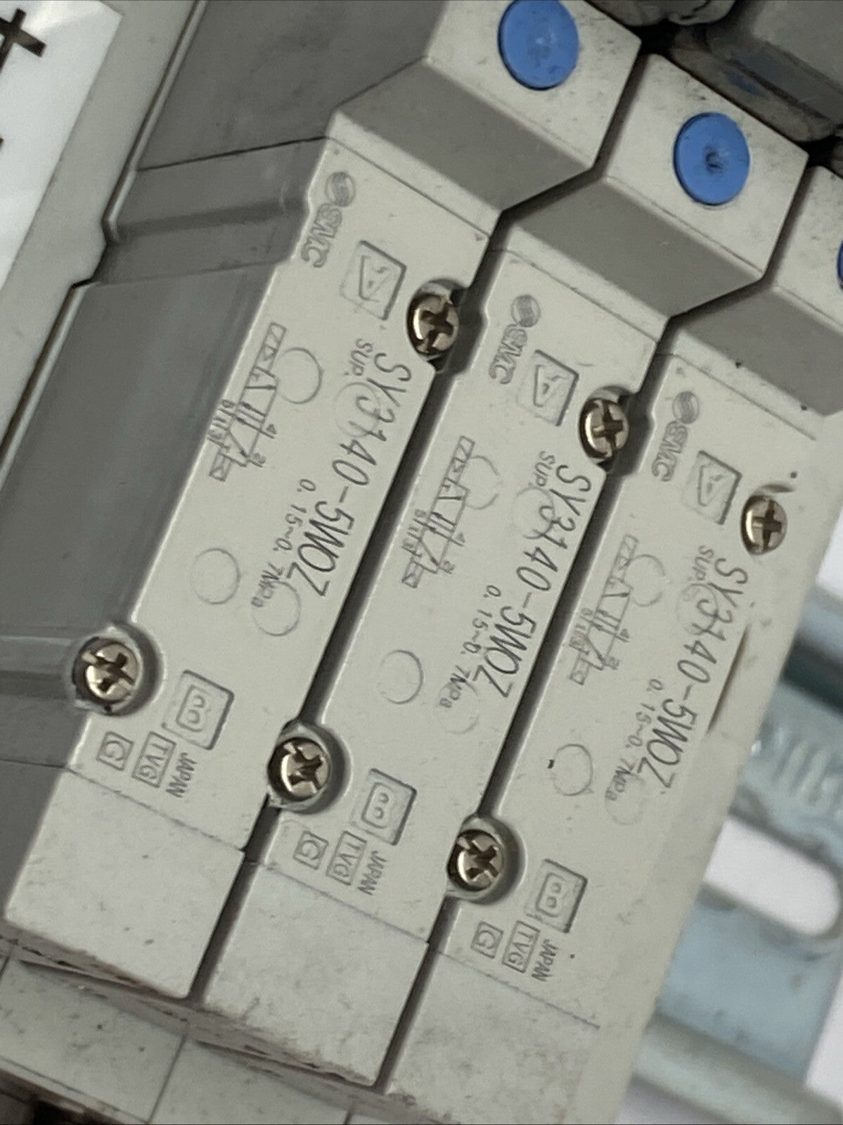 SMC SS5Y3-60-03U Cassette Style Manifold 3 Station w/ SY3140-5WOZ Solenoid Valve - Maverick Industrial Sales