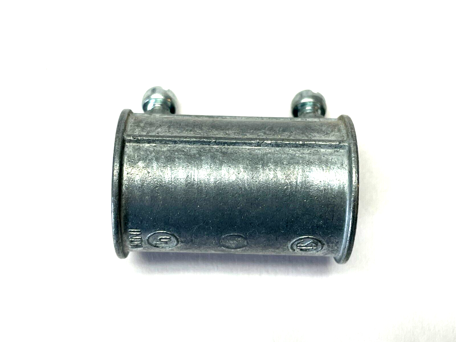 Conduit Coupling 3/4" I.D. LOT OF 4 - Maverick Industrial Sales