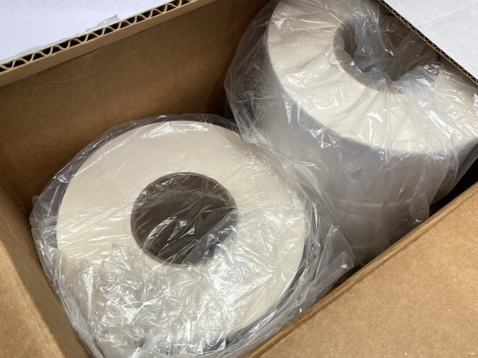 ULINE S-7994 Industrial Thermal Transfer Labels 3 x 1 1⁄2" 6 Rolls - Maverick Industrial Sales