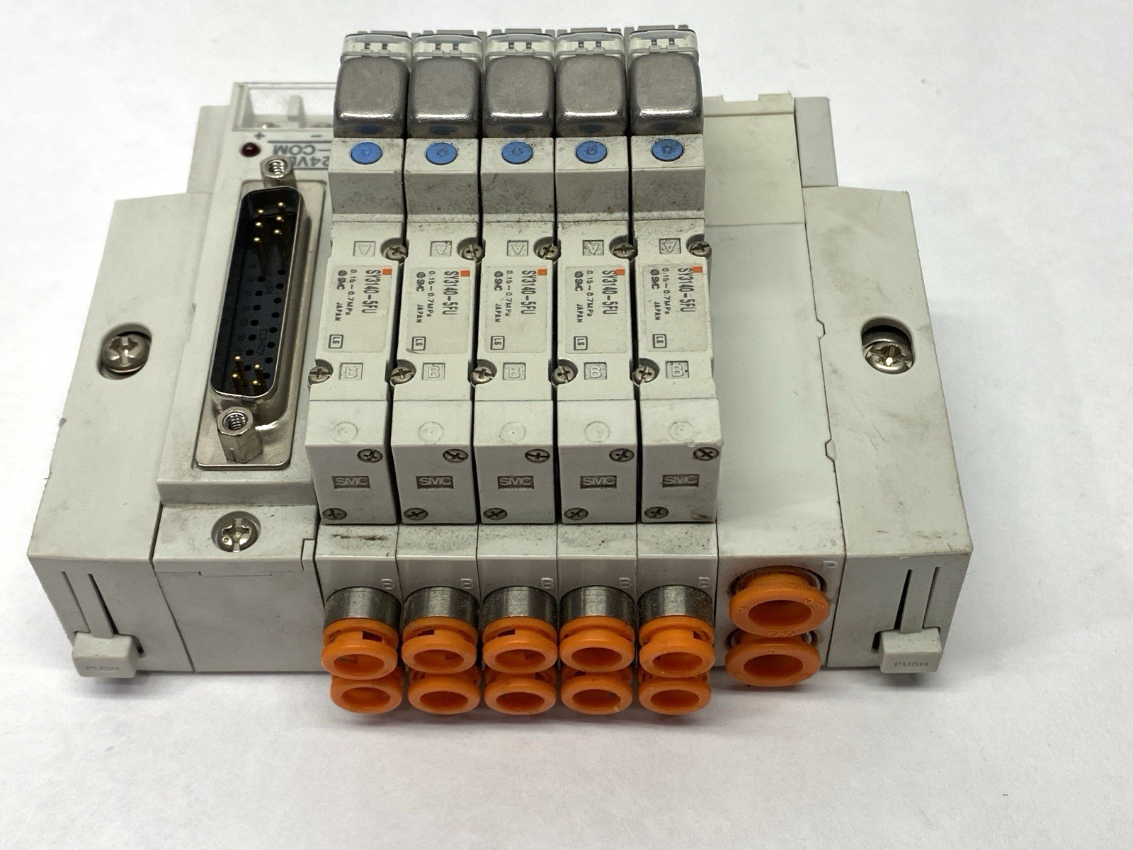SS5Y3-45NFD-05U-N7 | SMC Pneumatic Manifold Assembly 5 Stations 1/4" Ports 24VDC - Used - Maverick Industrial Sales
