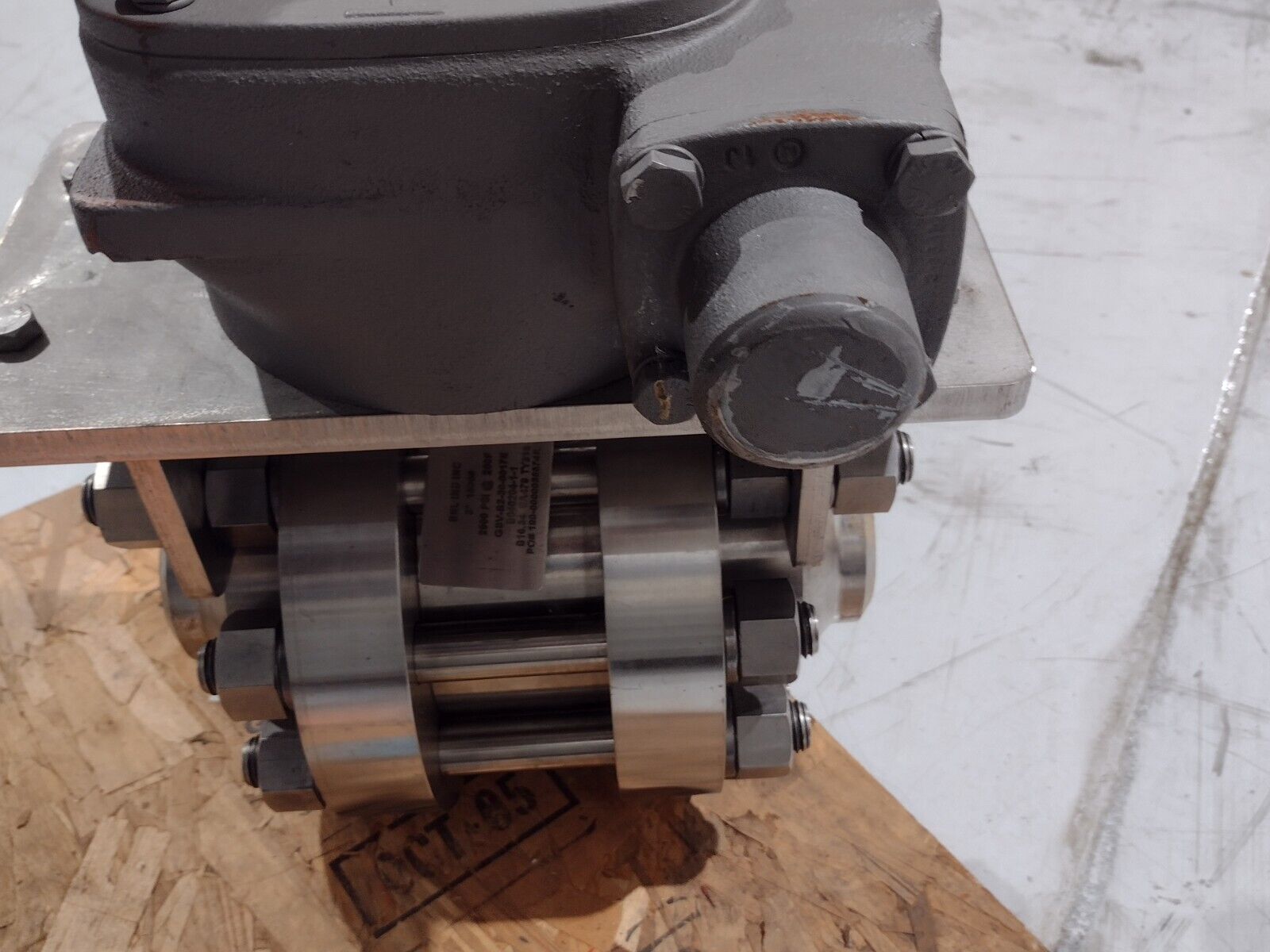 BNL IND GSV-B2-30-0017E B040204-1-1 316SS 3" 1500# Valve Auma GS100.3 VZ2.3 R90 - Maverick Industrial Sales