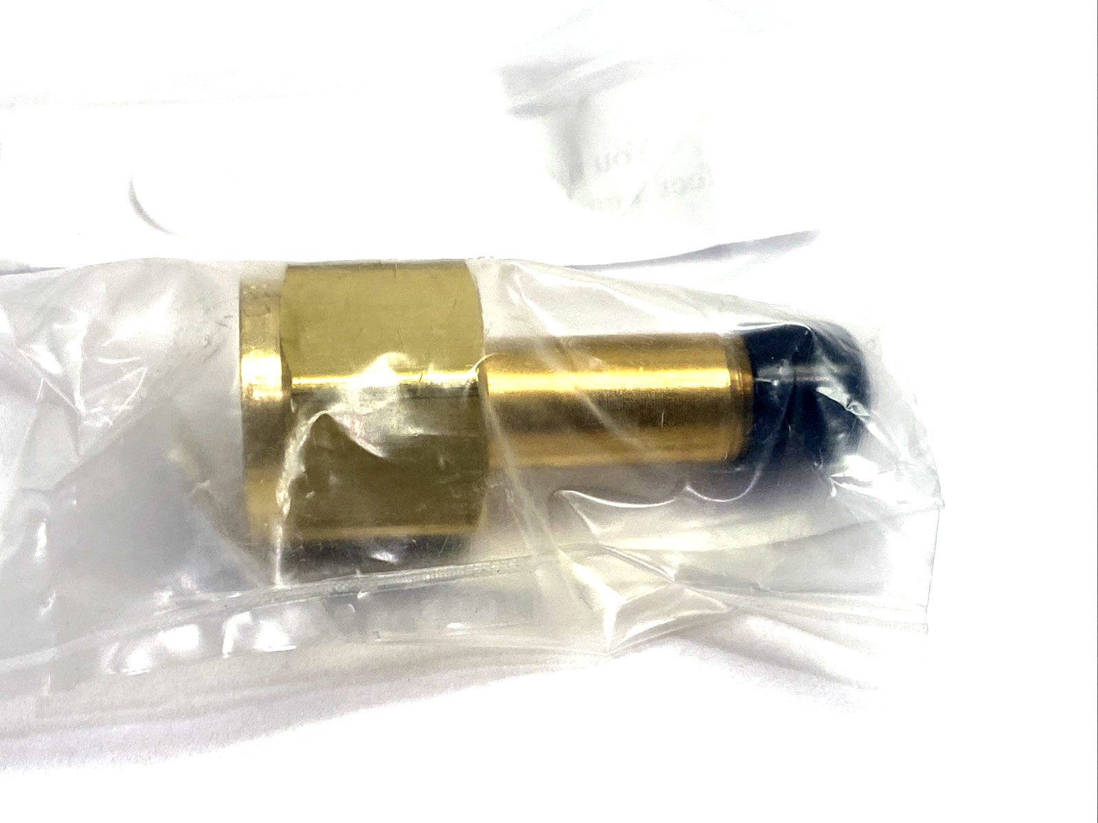 Michigan Valve CGA320B CO2 Tank Fitting - Maverick Industrial Sales