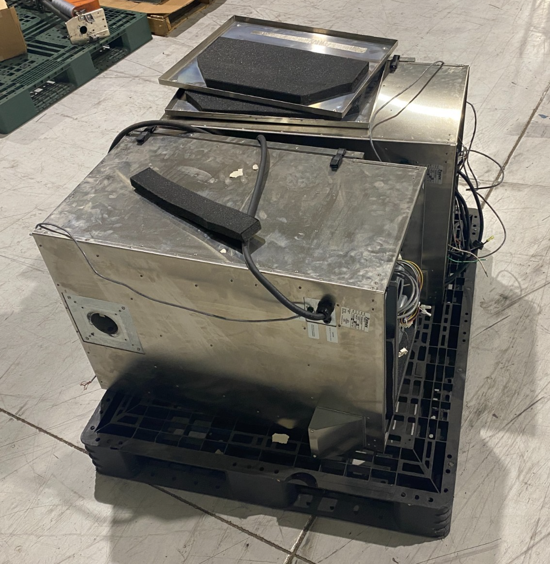 Fumex FA5-2 Air Filtration Fume Extraction Unit LOT OF 2 FOR PARTS - Maverick Industrial Sales